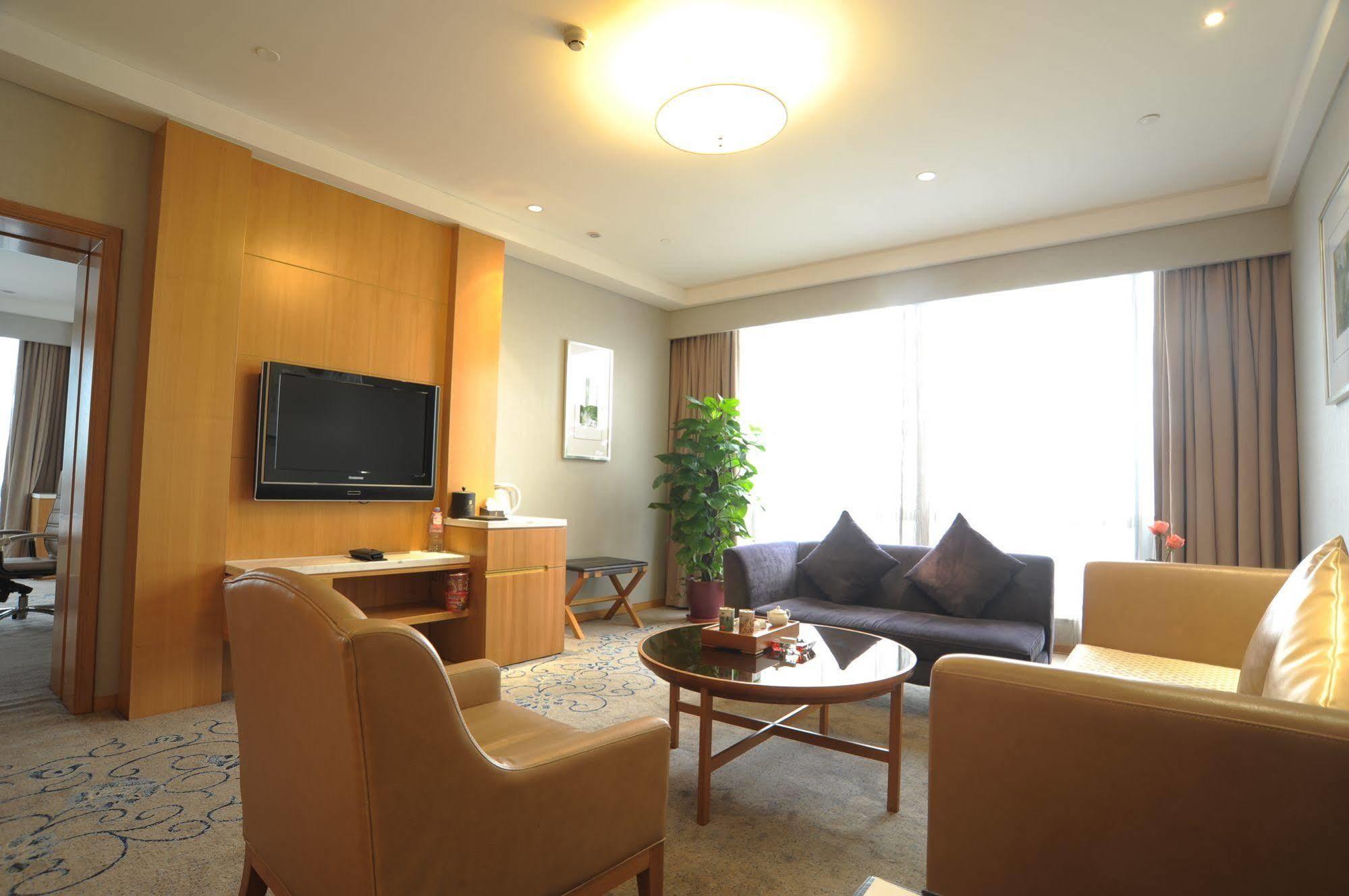 Chongqing Oriental Hotel Dış mekan fotoğraf